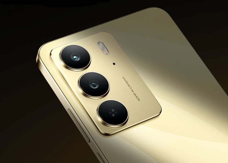 Смартфон Realme C75 8/128GB (RMX3941) Lightning Gold