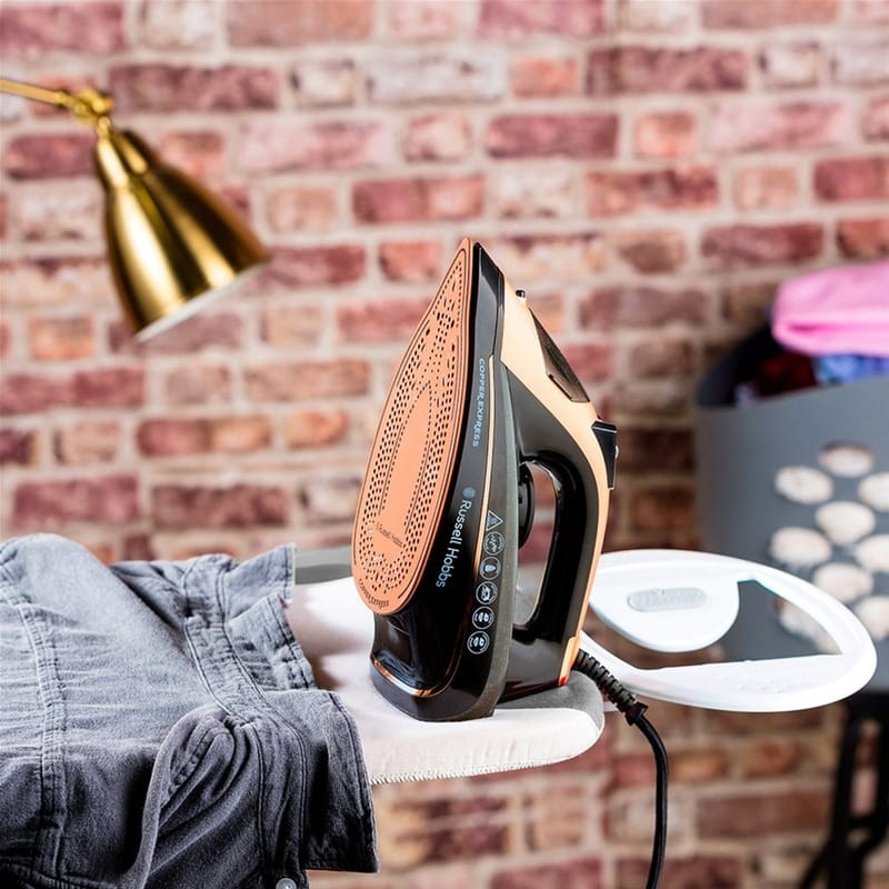 Утюг Russell Hobbs 23986-56 Copper Express Pro Iron