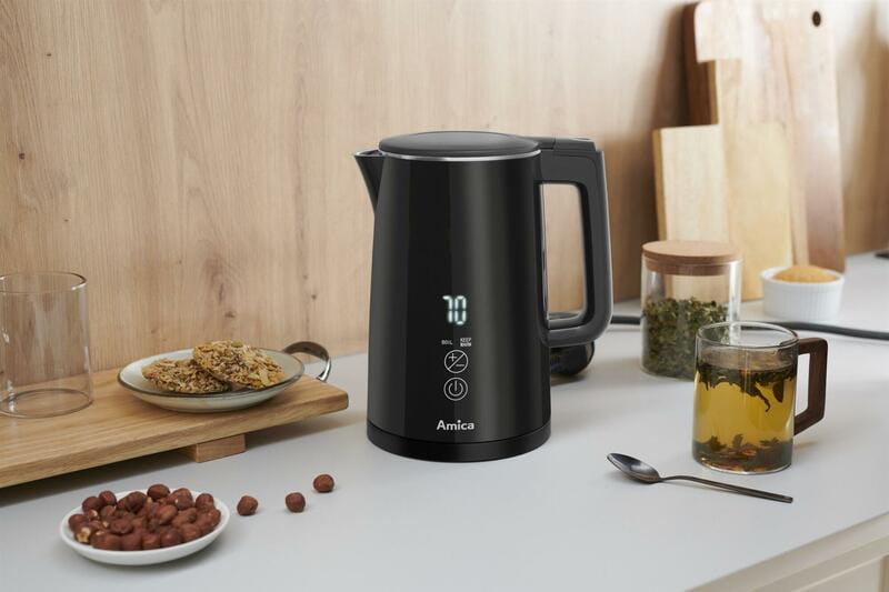 Електрочайник Amica KF 6012 Digital