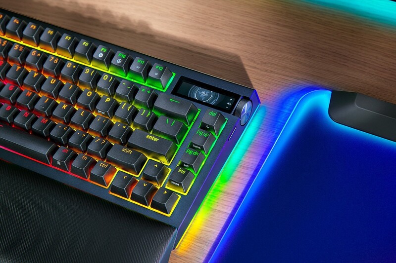 Клавиатура беспроводная Razer BlackWidow V4 Pro ANSI Black (RZ03-05130100-R3M1)