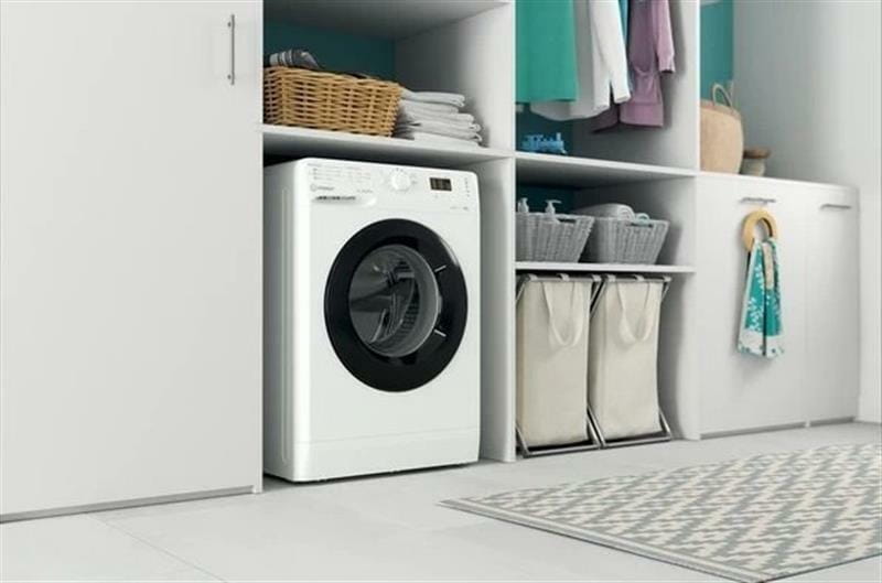 Стиральная машина Indesit OMTWSA 61053 WK EU