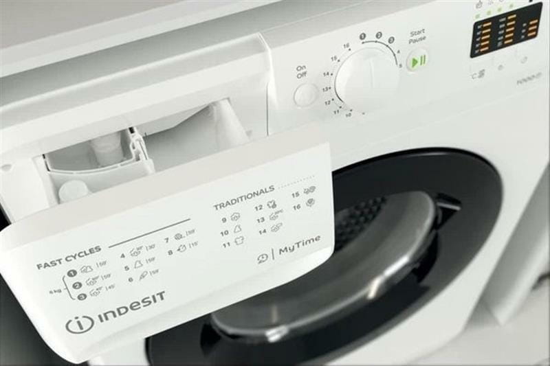 Стиральная машина Indesit OMTWSA 61053 WK EU