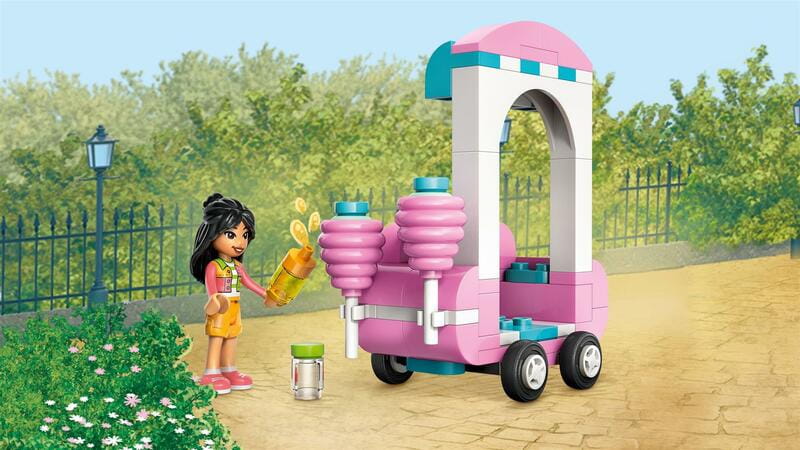 Конструктор LEGO Friends Ятка со сладкой ватой и скутер (42643)