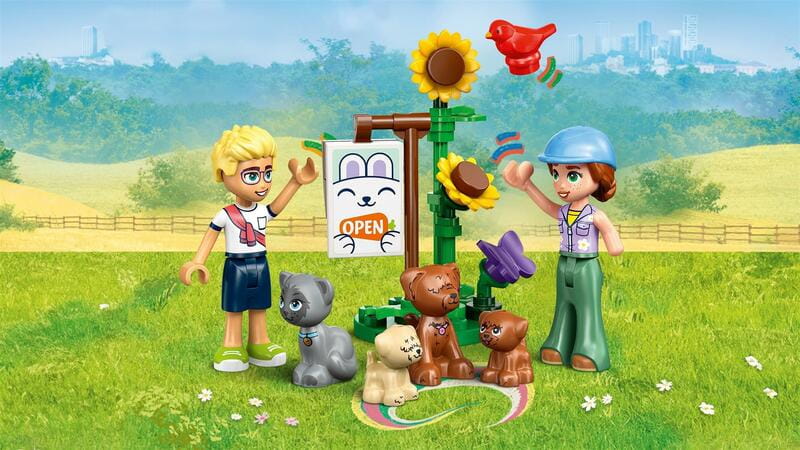 Конструктор LEGO Friends Ветеринарна клініка для коней і домашніх улюбленців (42651)