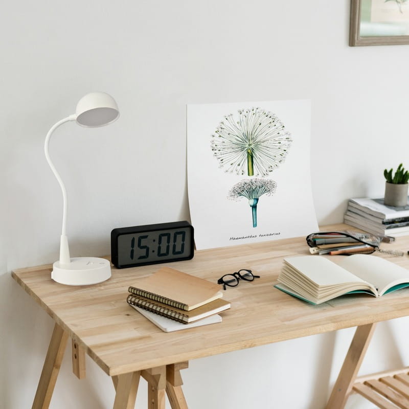 Настільна лампа Titanum 7W White (TLTF-012W)