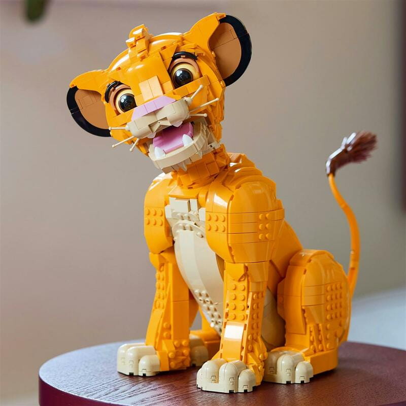 Конструктор LEGO Disney Classic Юный король Лев Симба (43247)