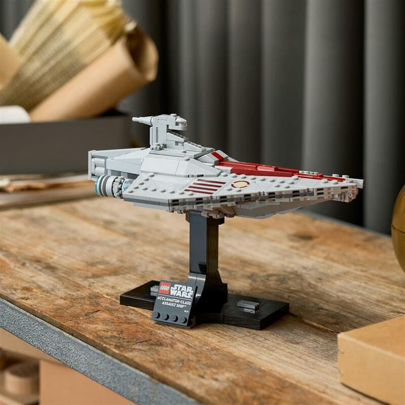 Конструктор LEGO Star Wars Штурмовий корабель класу Аккламатор (75404)