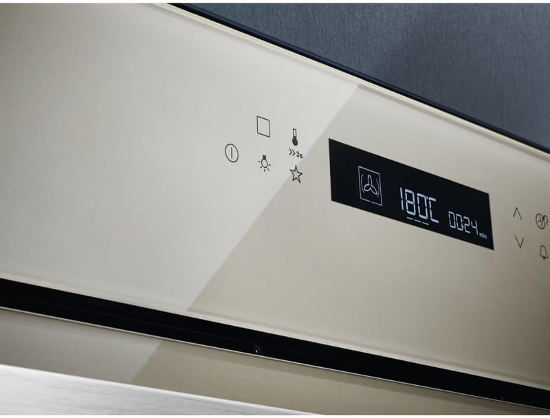 Духова шафа Electrolux LOE7F31S