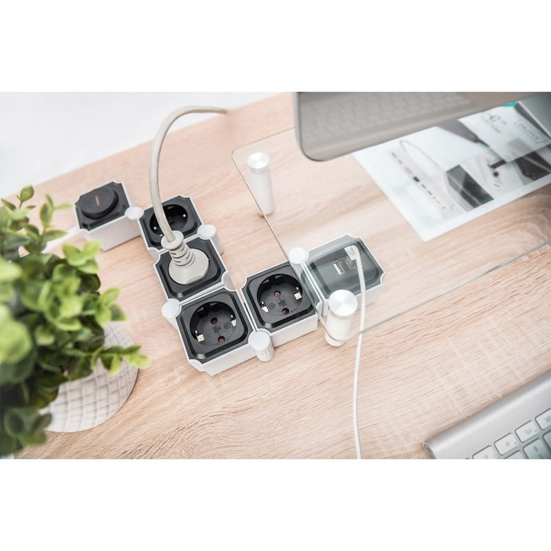 Фильтр питания Digitus DA-70620 4 розетки, 2 USB, 1.6 м, Black/White
