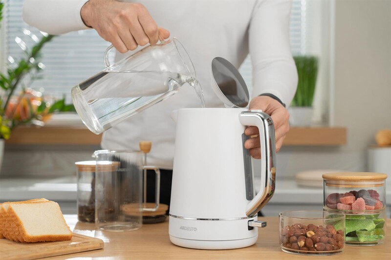 Електрочайник Ardesto EKL-450W