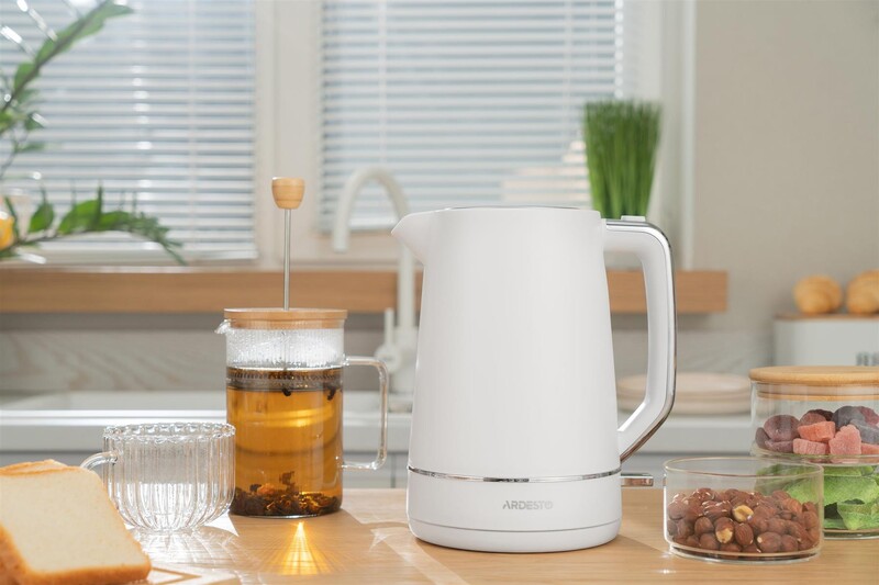Електрочайник Ardesto EKL-450W