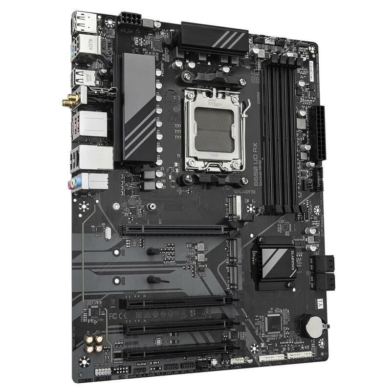 Материнська плата Gigabyte B650 UD AX Socket AM5