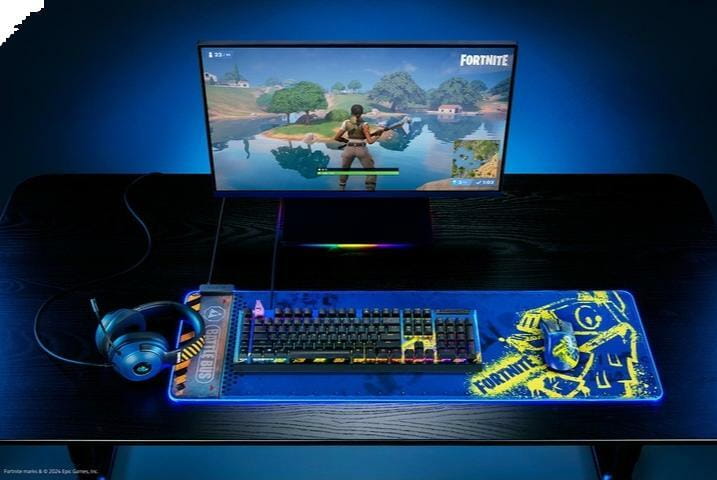 Игровая поверхность Razer Goliathus Chroma Extended Fortnite (RZ02-02500800-R3M1)