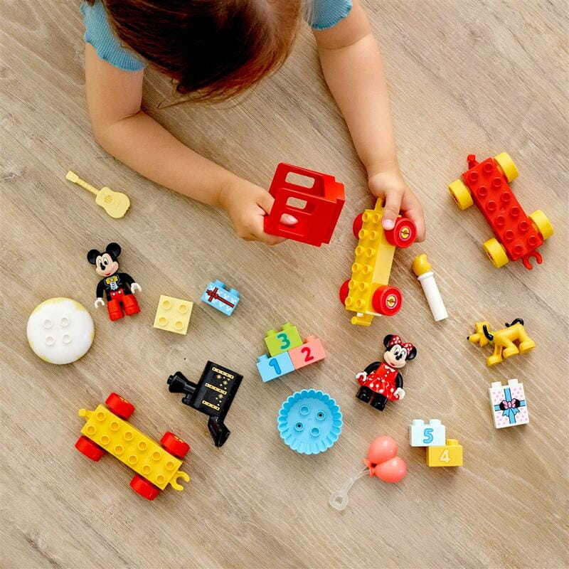 Конструктор LEGO Duplo Святковий потяг Міккі та Мінні (10941)