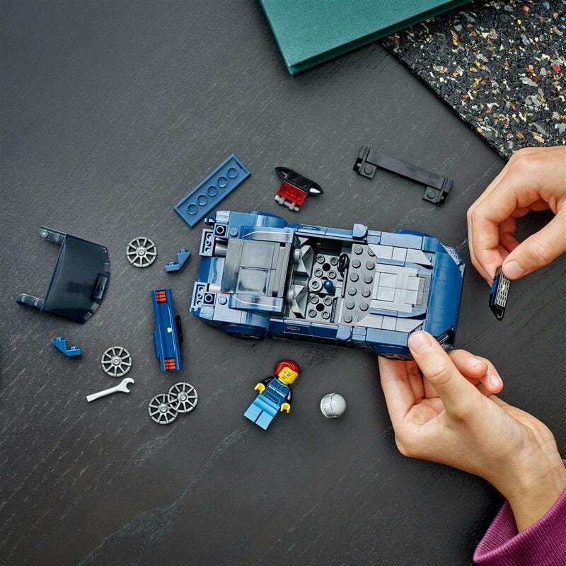 Конструктор LEGO Speed Champions Спортивный автомобиль Ford Mustang Dark Horse (76920)