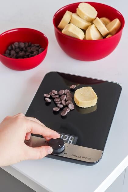 Весы KitchenAid KQ908G