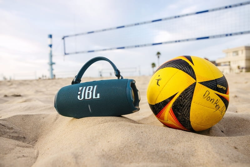 Акустическая система JBL Charge 6 Purple (JBLCHARGE6PUR)