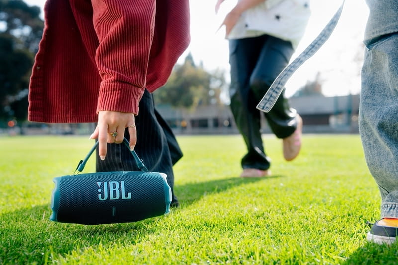Акустическая система JBL Charge 6 Purple (JBLCHARGE6PUR)
