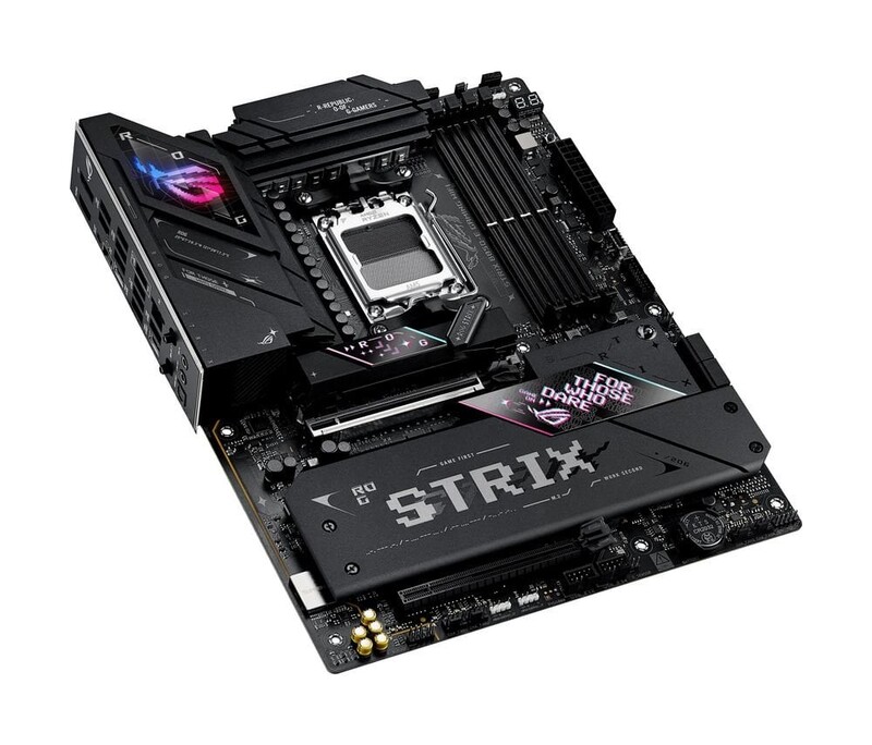 Материнська плата Asus ROG Strix B850-E Gaming WiFi Socket AM5