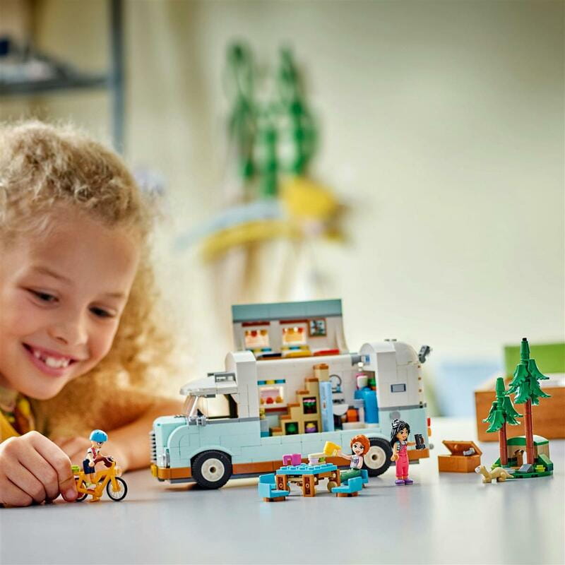 Конструктор LEGO Friends Пригоди на фургоні дружби (42663)