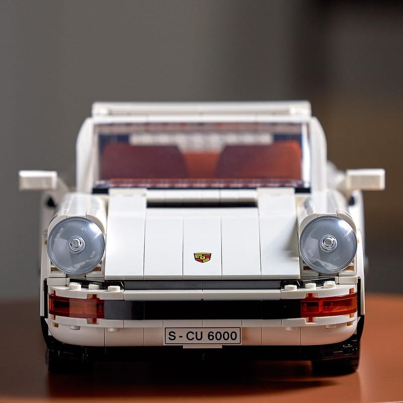 Конструктор LEGO Icons Porsche 911 (10295)
