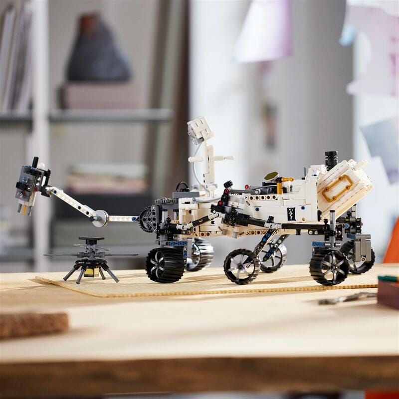 Конструктор LEGO Technic Миссия NASA Марсоход "Персеверанс" (42158)