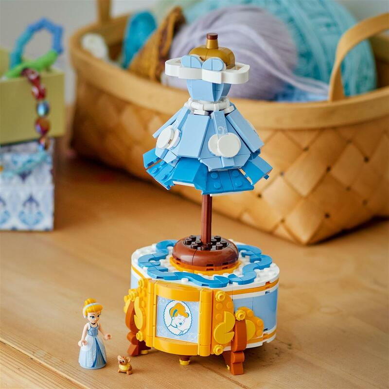Конструктор LEGO Disney Princess Сукня Попелюшки (43266)
