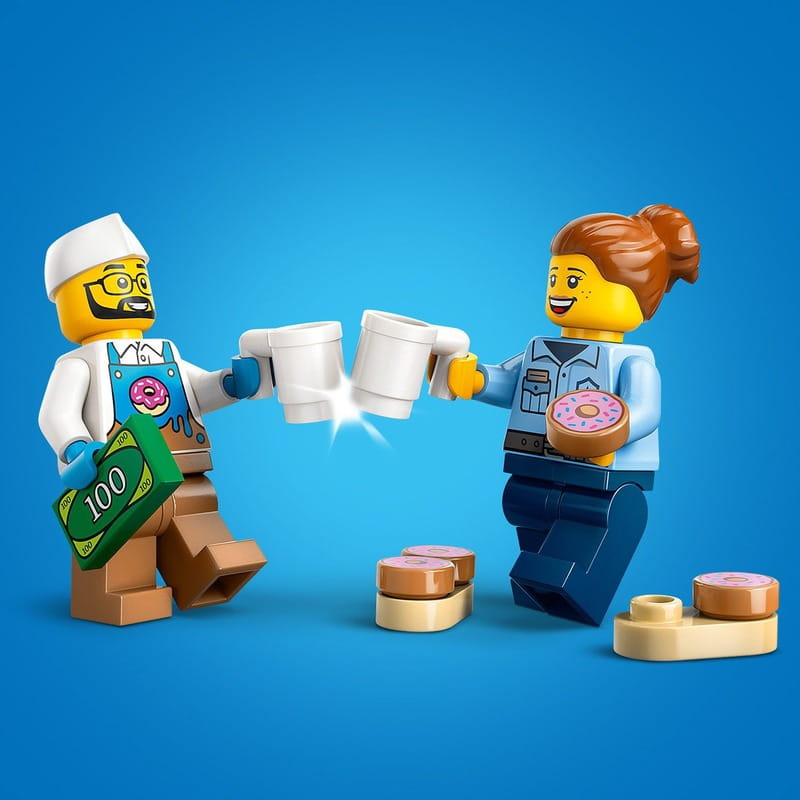 Конструктор LEGO City Вантажівка з пончиками (60452)