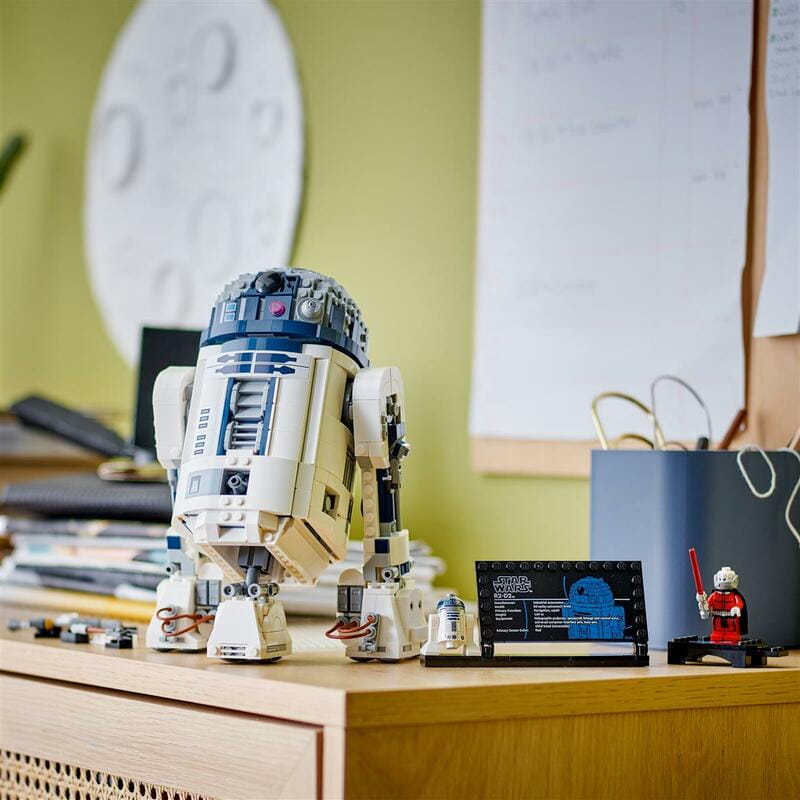 Конструктор LEGO Star Wars R2-D2 (75379)