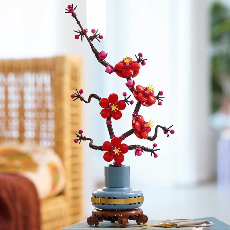 Конструктор LEGO Icons Botanicals Сливовый цвет (10369)