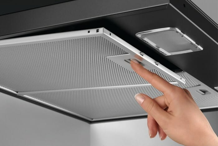 Витяжка Electrolux EFC226R