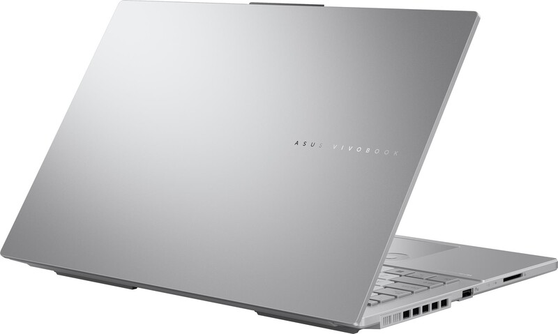 Ноутбук Asus Vivobook Pro 15 OLED N6506CU-MA018 (90NB15E2-M000T0) Cool Silver