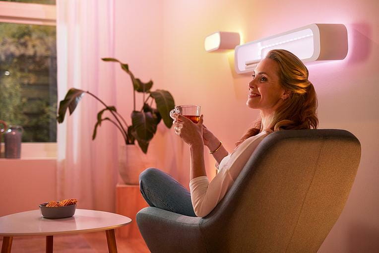 Світлодіодна стрічка розумна WiZ LED 2700-6500K 1600Лм RGB Wi-Fi 2 м, White (929002524801)