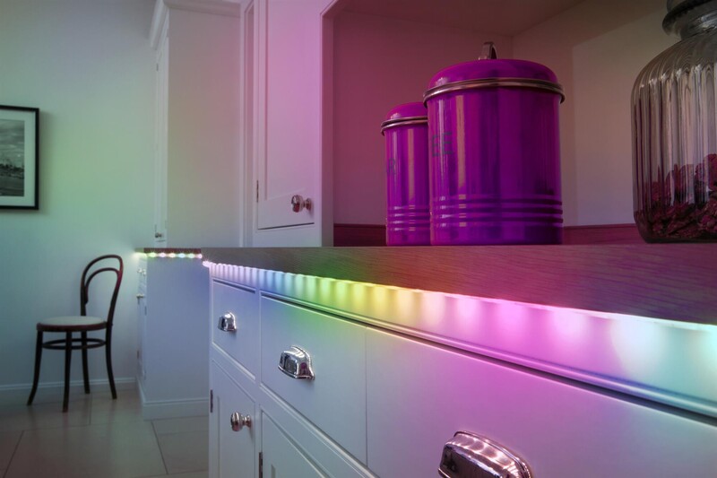 Світлодіодна стрічка Ledvance Flex Neon 4W RGB USB RC 2 м, White (4099854095306)