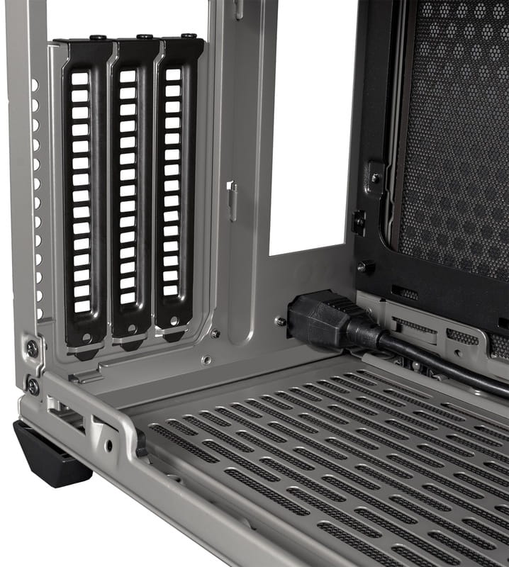 Корпус CoolerMaster MasterBox NR200P Max Black 850W (NR200P-MCNN85-SL1)