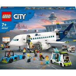 Купити Конструктор LEGO City Пасажирський літак (60367) Конструктор LEGO City Пасажирський літак (60367)