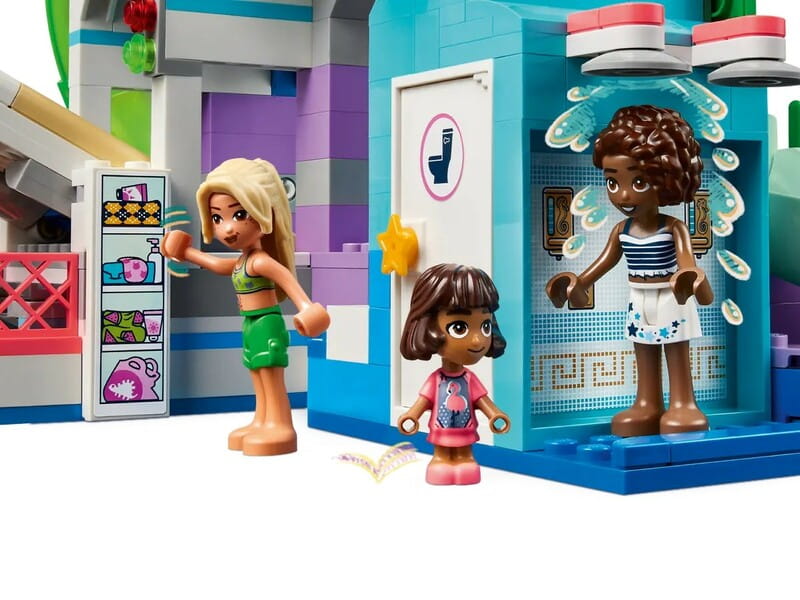 Конструктор LEGO Friends Аквапарк Хартлейк-Сити (42630)