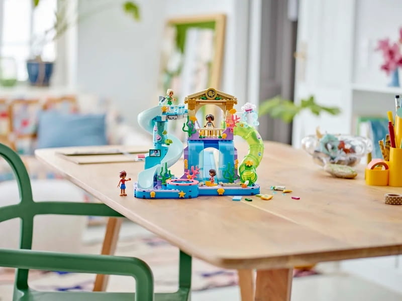 Конструктор LEGO Friends Аквапарк Хартлейк-Сити (42630)