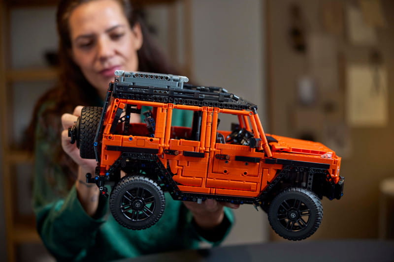Конструктор LEGO Technic Mercedes-Benz G 500 Professional Line (42177)