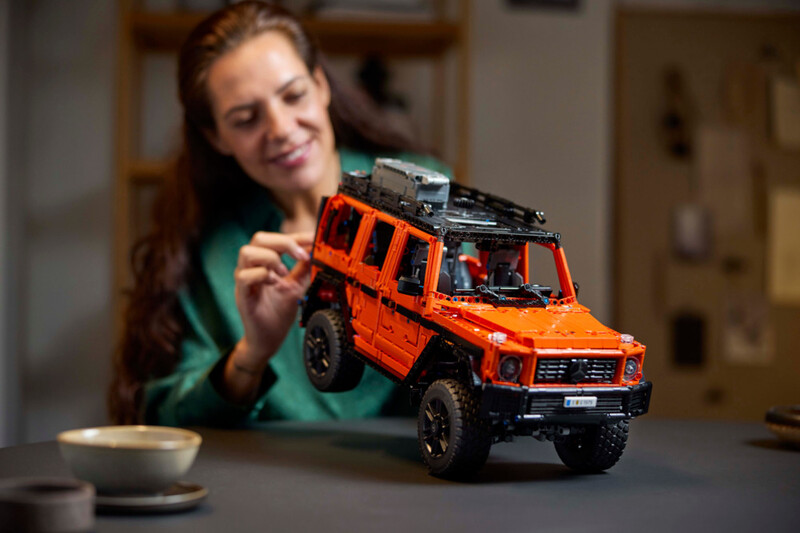 Конструктор LEGO Technic Mercedes-Benz G 500 Professional Line (42177)
