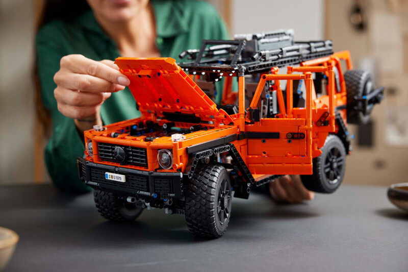Конструктор LEGO Technic Mercedes-Benz G 500 Professional Line (42177)