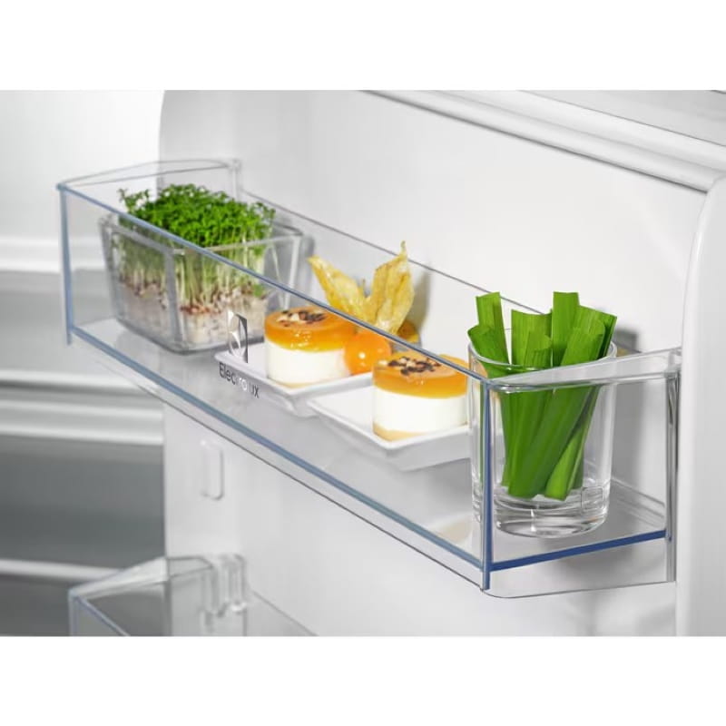 Встраиваемый холодильник Electrolux ERD6DE18S1