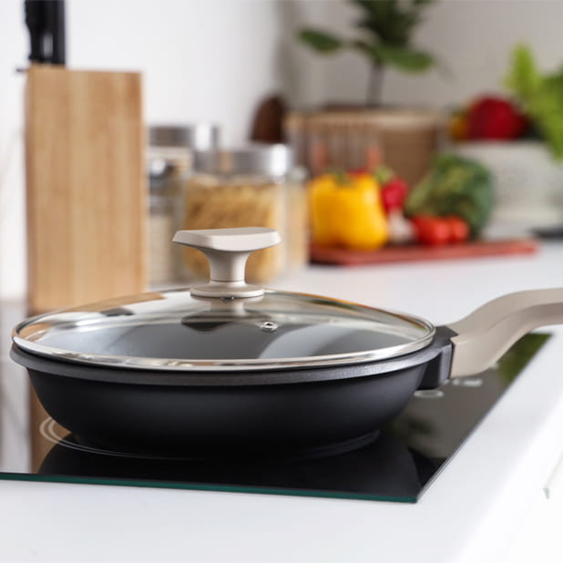 Сковорода Magio MG-1166 24 см