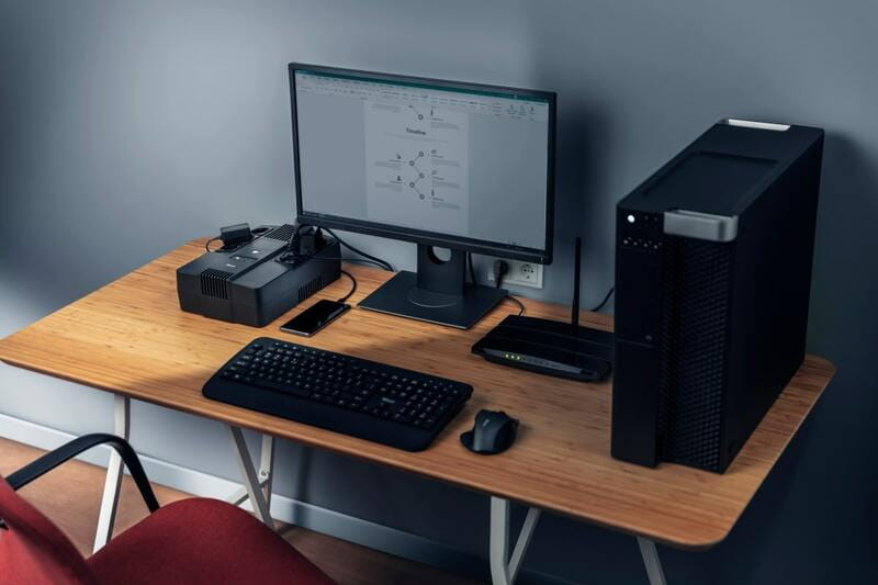 ИБП Trust Maxxon 800VA, UPS, Black (23326)