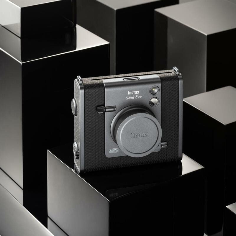 Камера моментальной печати Fujifilm Instax Wide Evo Black (16840933)