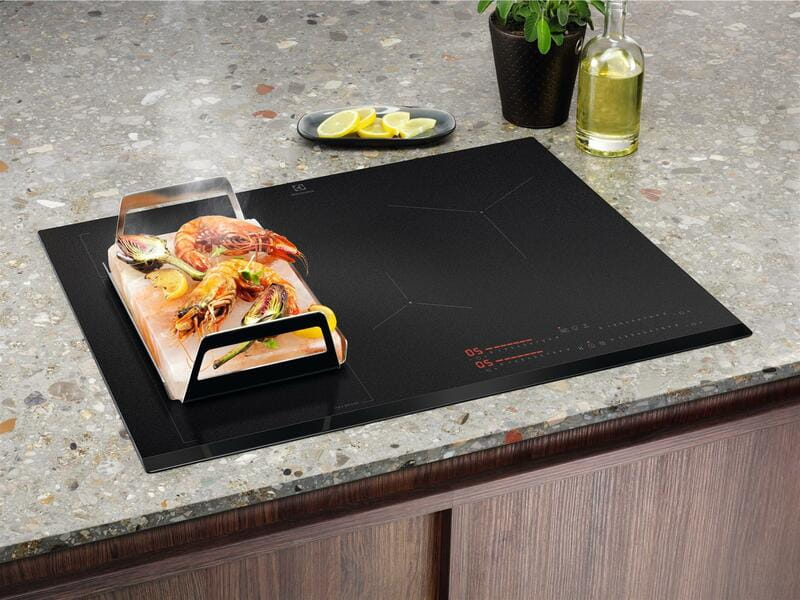 Варильна поверхня Electrolux EIS77453