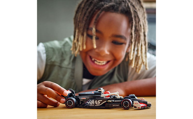 Конструктор LEGO Speed Champions Автомобіль для перегонів F1 MoneyGram Haas Team VF-24 (77250)
