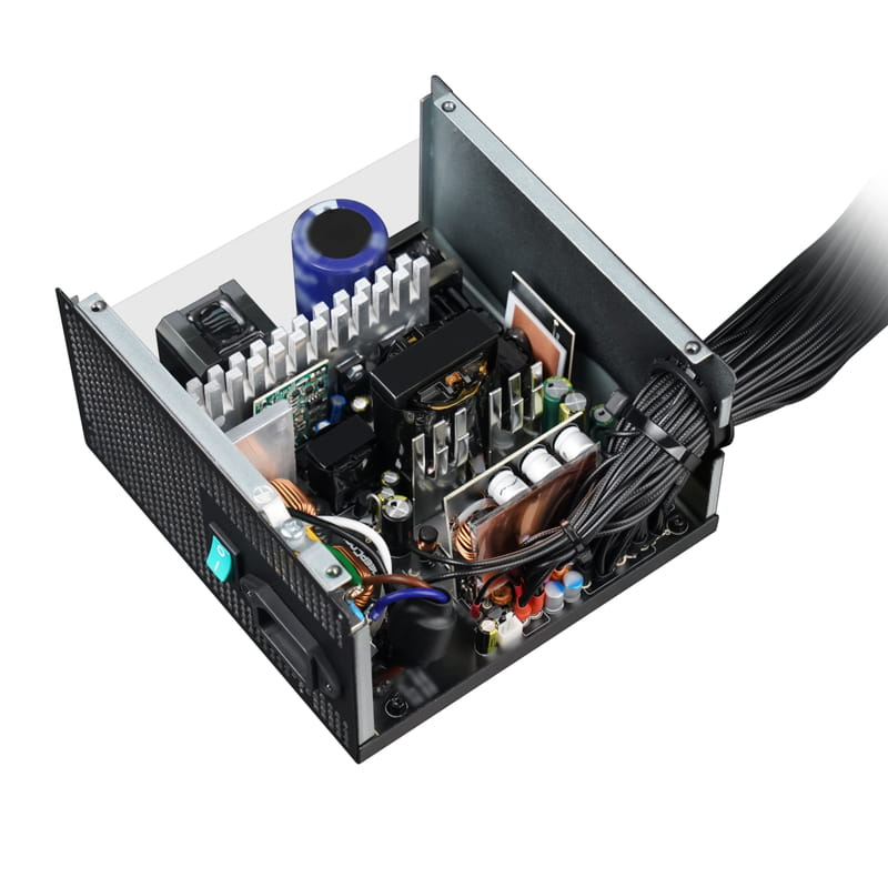 Блок живлення DeepCool GamerStorm PN650D (R-PN650D-FC0B-JGEU-V2) 650W