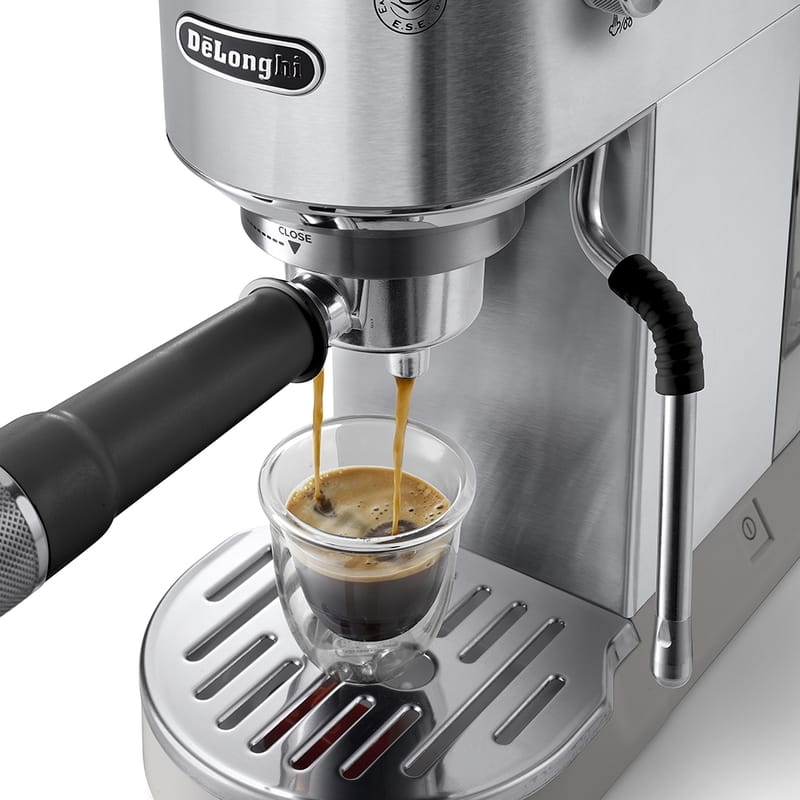 Кофеварка Delonghi EC 890.M
