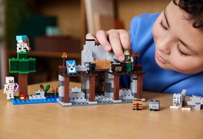 Конструктор LEGO Minecraft Волк из Цитадели (21261)